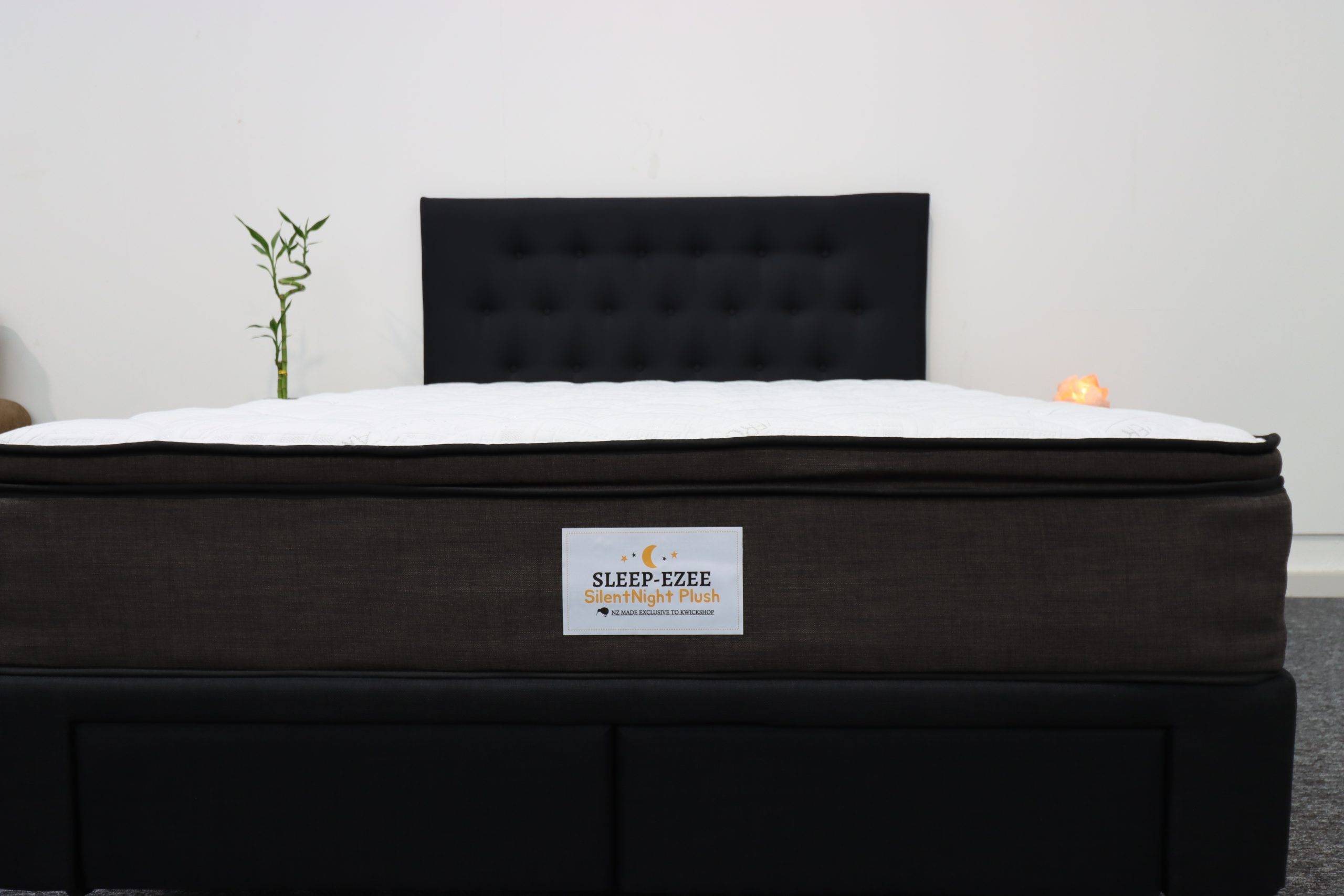 NZ Made SilentNight Plush Mattress | Kwickshop