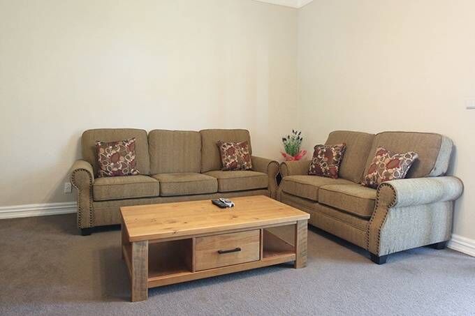 Becky Fabric Lounge Suite | Kwickshop