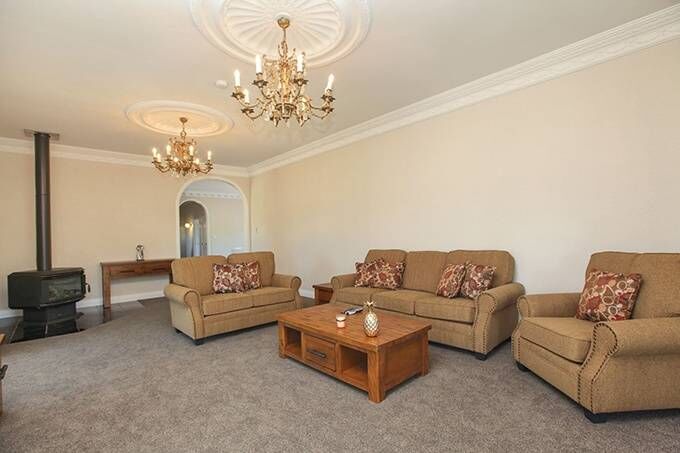 Becky Fabric Lounge Suite | Kwickshop