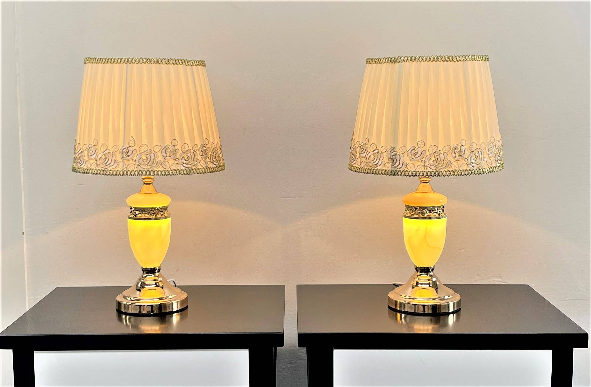 Callie Table Lamp | Kwickshop